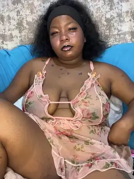 Snapshot of Exxoticaa chatting on December 16, 9:42 pm Exxoticaa online show from December 16, 9:42 pm