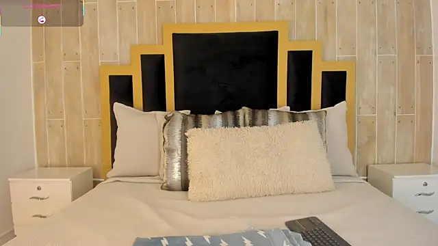 Snapshot of sofiaivanova chatting on November 15, 3:26 am sofiaivanova online show from November 15, 3:26 am