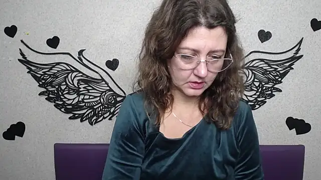 RoseHille online show from November 27, 3:36 pm