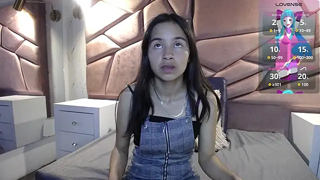 Snapshot of bunnywhite21 chatting on November 23, 5:24 pm bunnywhite21 online show from November 23, 5:24 pm