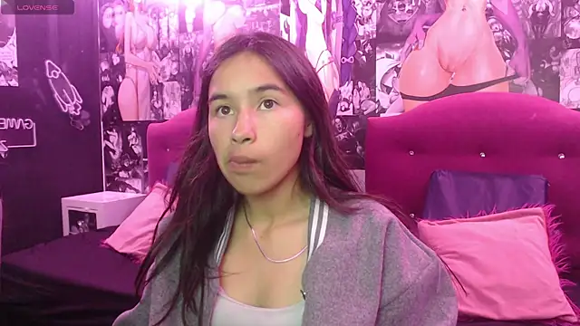 bunnywhite21 online show from January 13, 8:03 pm