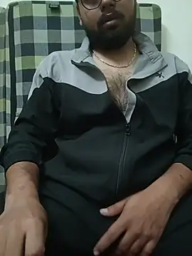 Snapshot of MrToxxic chatting on November 28, 2:42 pm MrToxxic online show from November 28, 2:42 pm