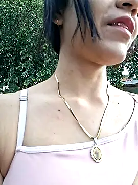 Snapshot of Skinny_Wet chatting on November 13, 12:48 pm Skinny Wet online show from November 13, 12:48 pm