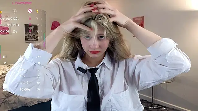 lolly dollyyy online show from February 8, 11:08 pm