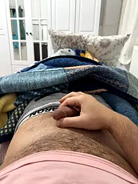 Snapshot of Alsa7erA chatting on November 22, 10:09 pm Alsa7erA online show from November 22, 10:09 pm