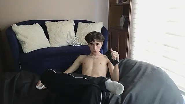 Snapshot of Derekswan chatting on November 13, 3:55 pm Derekswan online show from November 13, 3:55 pm