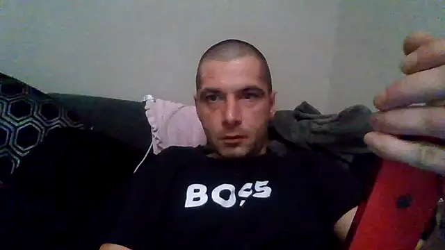 Kinkycouple142 online show from April 2, 8:17 pm