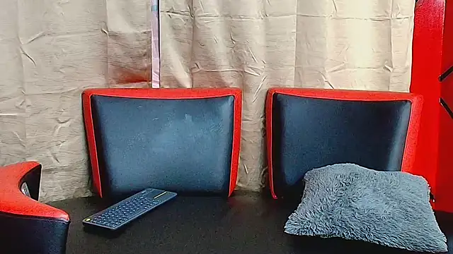 KATY LOWERY online show from December 22, 3:58 am