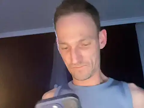 Snapshot of Hotcrazy235 chatting on November 12, 11:36 pm Hotcrazy235 online show from November 12, 11:36 pm