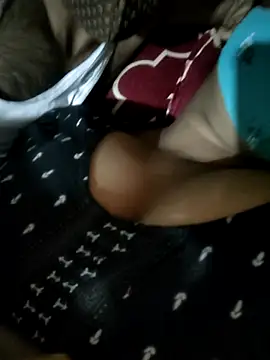 Snapshot of desiXcouple97 chatting on December 5, 4:14 pm desiXcouple97 online show from December 5, 4:14 pm