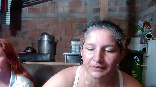 Snapshot of Sra_Angelina chatting on May 12, 6:21 am Sra Angelina online show from May 12, 6:21 am