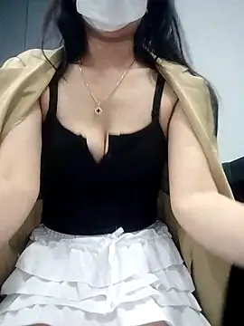   Anna    online show from November 23, 5:24 pm