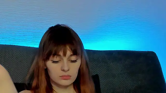 Snapshot of Eva_Meaw chatting on December 5, 11:19 am Eva Meaw online show from December 5, 11:19 am