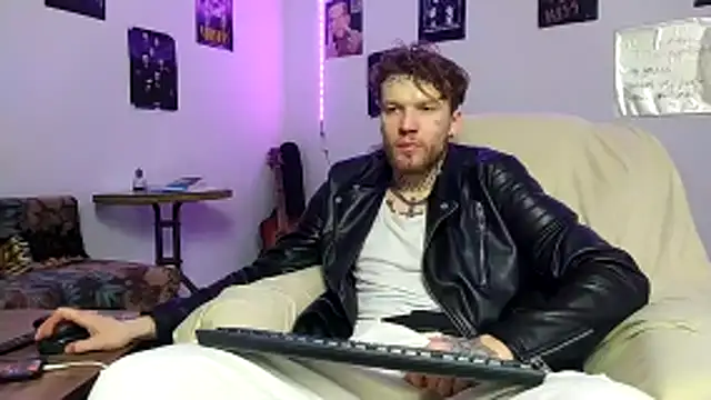 Huntall77 online show from February 2, 5:33 pm