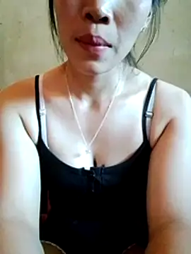 Snapshot of Cloud-wh chatting on November 13, 7:18 am Cloud-wh online show from November 13, 7:18 am