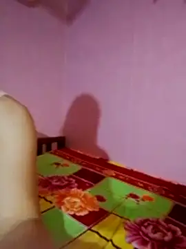 Snapshot of Cloud-wh chatting on December 15, 3:22 am Cloud-wh online show from December 15, 3:22 am