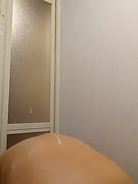 Snapshot of yu-yu28 chatting on November 18, 4:55 pm yu-yu28 online show from November 18, 4:55 pm