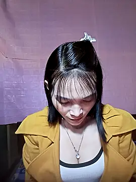 Snapshot of Soursop-op chatting on November 29, 2:47 am Soursop-op online show from November 29, 2:47 am