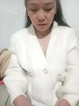 Snapshot of Feeling-hot chatting on December 5, 9:00 pm Feeling-hot online show from December 5, 9:00 pm