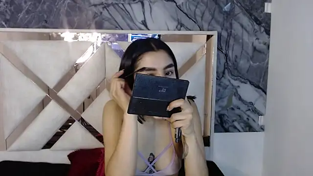 Snapshot of tael_novacs chatting on November 30, 6:17 am tael novacs online show from November 30, 6:17 am