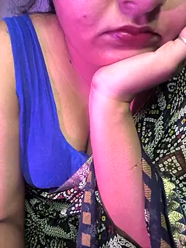 Snapshot of drakezone chatting on March 2, 4:58 pm drakezone online show from March 2, 4:58 pm