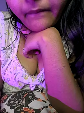 Snapshot of drakezone chatting on March 8, 2:04 am drakezone online show from March 8, 2:04 am