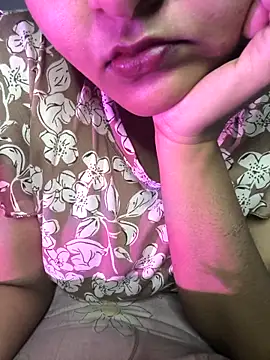 Snapshot of drakezone chatting on March 11, 1:22 am drakezone online show from March 11, 1:22 am