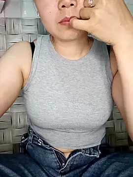 thuy-kieu online show from March 28, 10:09 pm