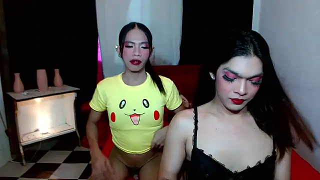 Snapshot of horsecock_gabriela chatting on November 17, 3:01 am horsecock gabriela online show from November 17, 3:01 am