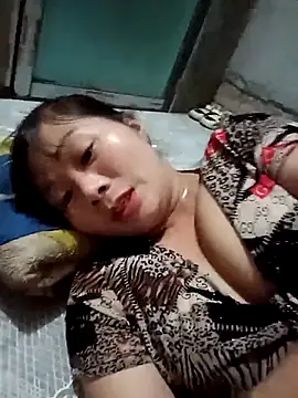 vangkt-cute online show from December 19, 6:31 am