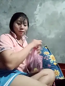 vangkt-cute online show from February 8, 9:23 am