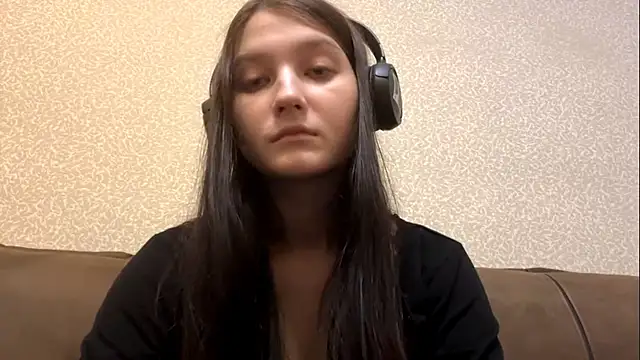 Snapshot of AurorAurora chatting on November 21, 9:19 am AurorAurora online show from November 21, 9:19 am