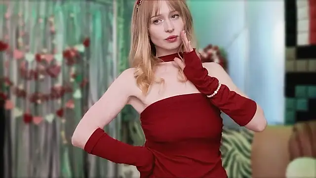 CarolineDjein online show from February 7, 3:05 pm