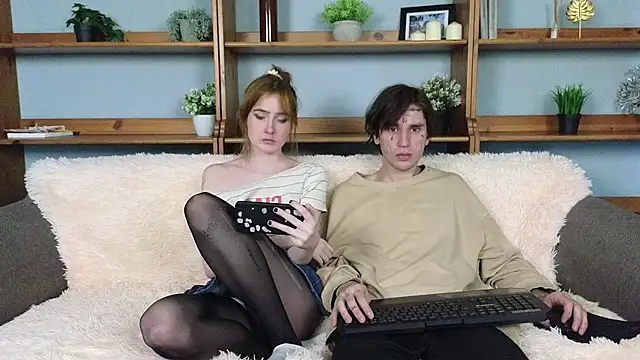 Danny loves Mary online show from November 20, 6:35 am