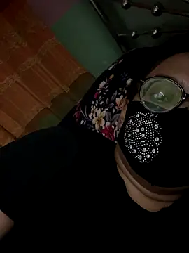 Snapshot of Saguphtah_Chattergy_22 chatting on November 19, 8:20 pm Saguphtah Chattergy 22 online show from November 19, 8:20 pm