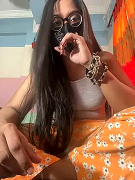 Snapshot of Saguphtah_Chattergy_22 chatting on November 25, 10:04 am Saguphtah Chattergy 22 online show from November 25, 10:04 am