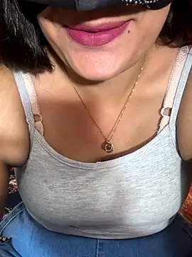 Snapshot of Saguphtah_Chattergy_22 chatting on December 4, 6:05 pm Saguphtah Chattergy 22 online show from December 4, 6:05 pm