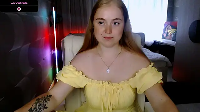 Kate Moan online show from June 26, 6:29 am