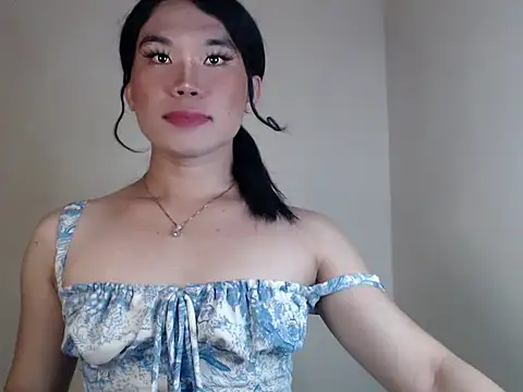 Snapshot of dazzlingcarol chatting on November 22, 5:50 am dazzlingcarol online show from November 22, 5:50 am