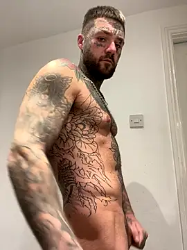 Snapshot of magicmichaell chatting on November 12, 10:48 am magicmichaell online show from November 12, 10:48 am