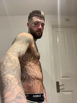 Snapshot of magicmichaell chatting on November 20, 8:30 pm magicmichaell online show from November 20, 8:30 pm