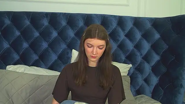 SophiaProve online show from May 22, 4:23 pm