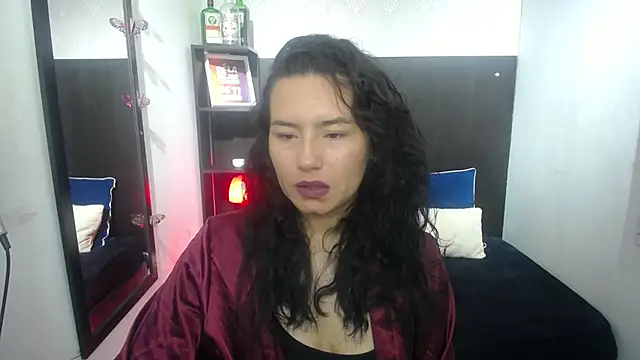 Snapshot of koral_purple chatting on November 19, 4:07 pm koral purple online show from November 19, 4:07 pm