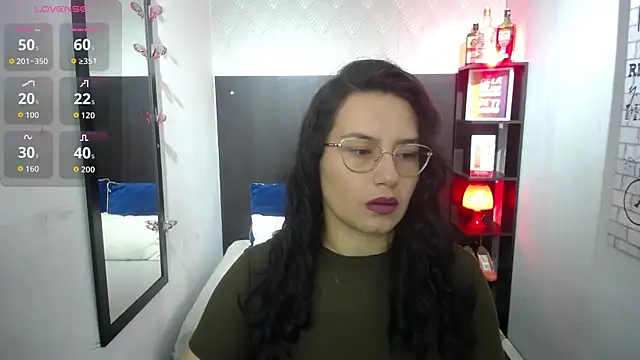 Snapshot of koral_purple chatting on November 30, 2:43 pm koral purple online show from November 30, 2:43 pm