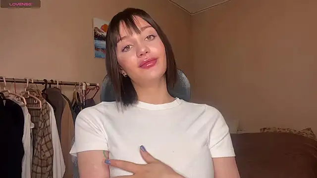 Snapshot of AlexaPawn chatting on November 29, 9:29 pm AlexaPawn online show from November 29, 9:29 pm