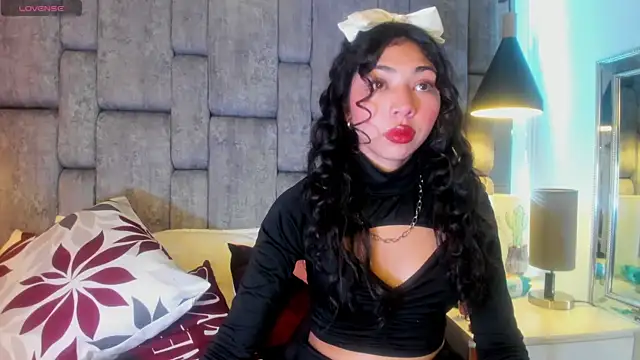 Emmaskinny online show from December 5, 3:37 am