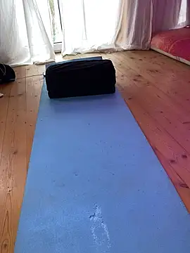 Snapshot of Intim_Team chatting on December 2, 11:48 am Intim Team online show from December 2, 11:48 am