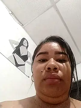 Snapshot of Sarahy- chatting on December 3, 6:43 am Sarahy- online show from December 3, 6:43 am