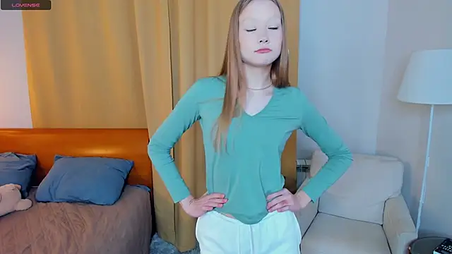 AdalineSheetz online show from December 5, 7:21 pm