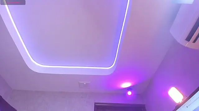 Snapshot of jesssie_lee chatting on November 24, 10:09 pm jesssie lee online show from November 24, 10:09 pm